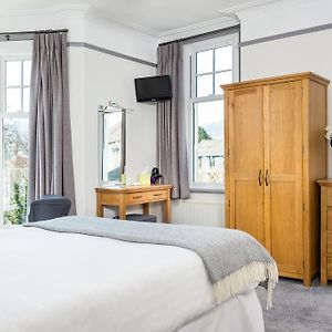 King Size Room Lake Mountain Views